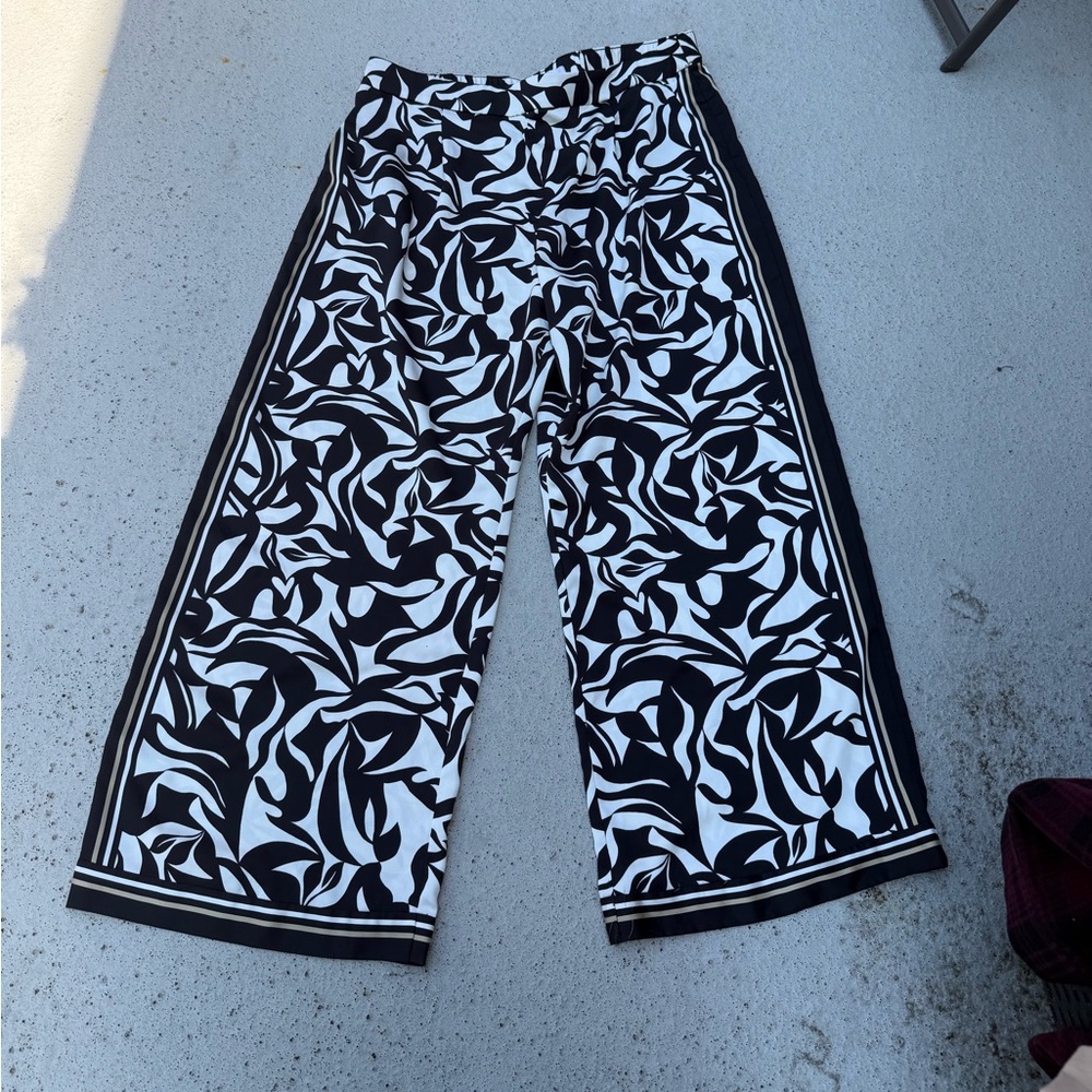 Loft Black and White Patterned Pant Size XXL - Picture 9 of 15